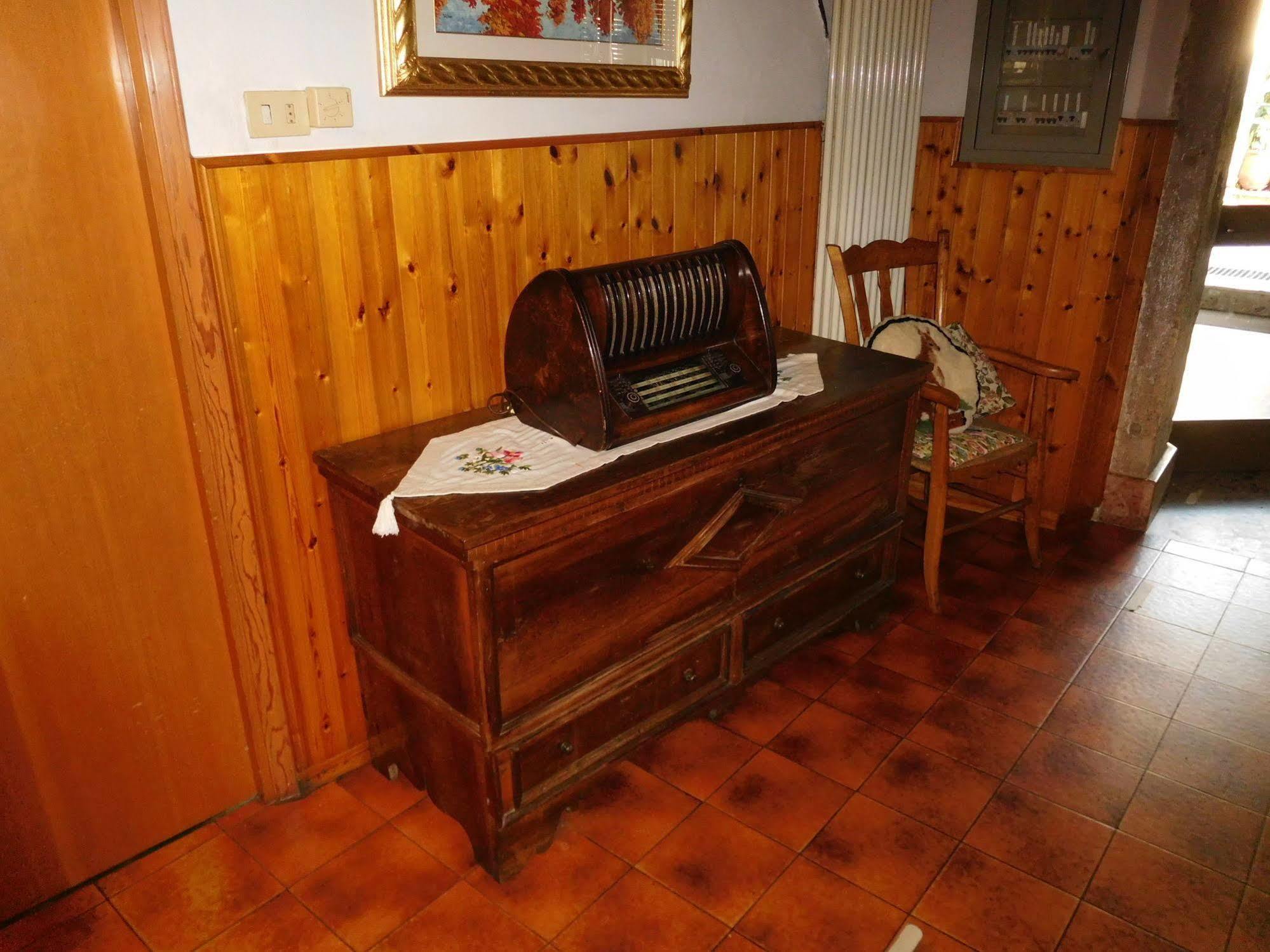 Antico Albergo Sant'Antonio Fonzaso Екстер'єр фото