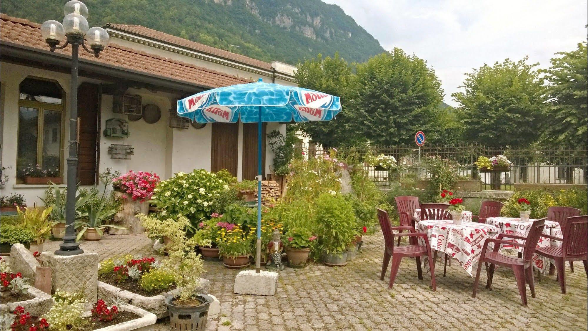 Antico Albergo Sant'Antonio Fonzaso Екстер'єр фото